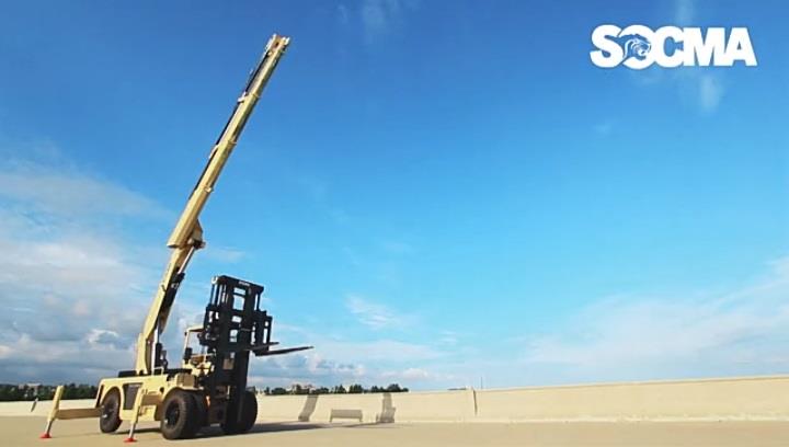 Heavy duty forklift crane 15 ton 07 Heavy duty forklift crane 15 ton 07
