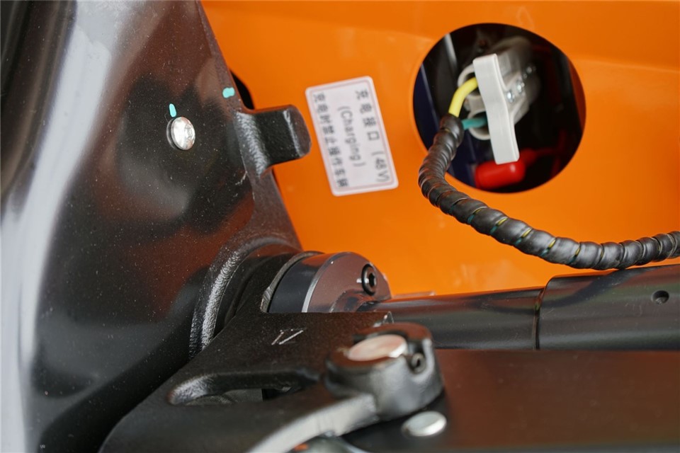 Electric Hand Forklift Hydraulic Manual Pallet Stacker Truck 3 Ton