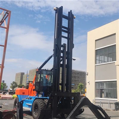 Marina Forklift