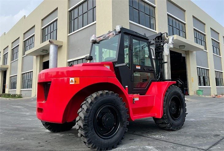SOCMA 5T Rough Terrain Diesel Forklift